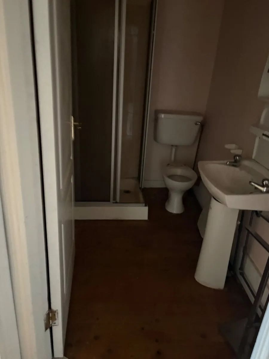 WC, Basin and Shower Tray - Image 1