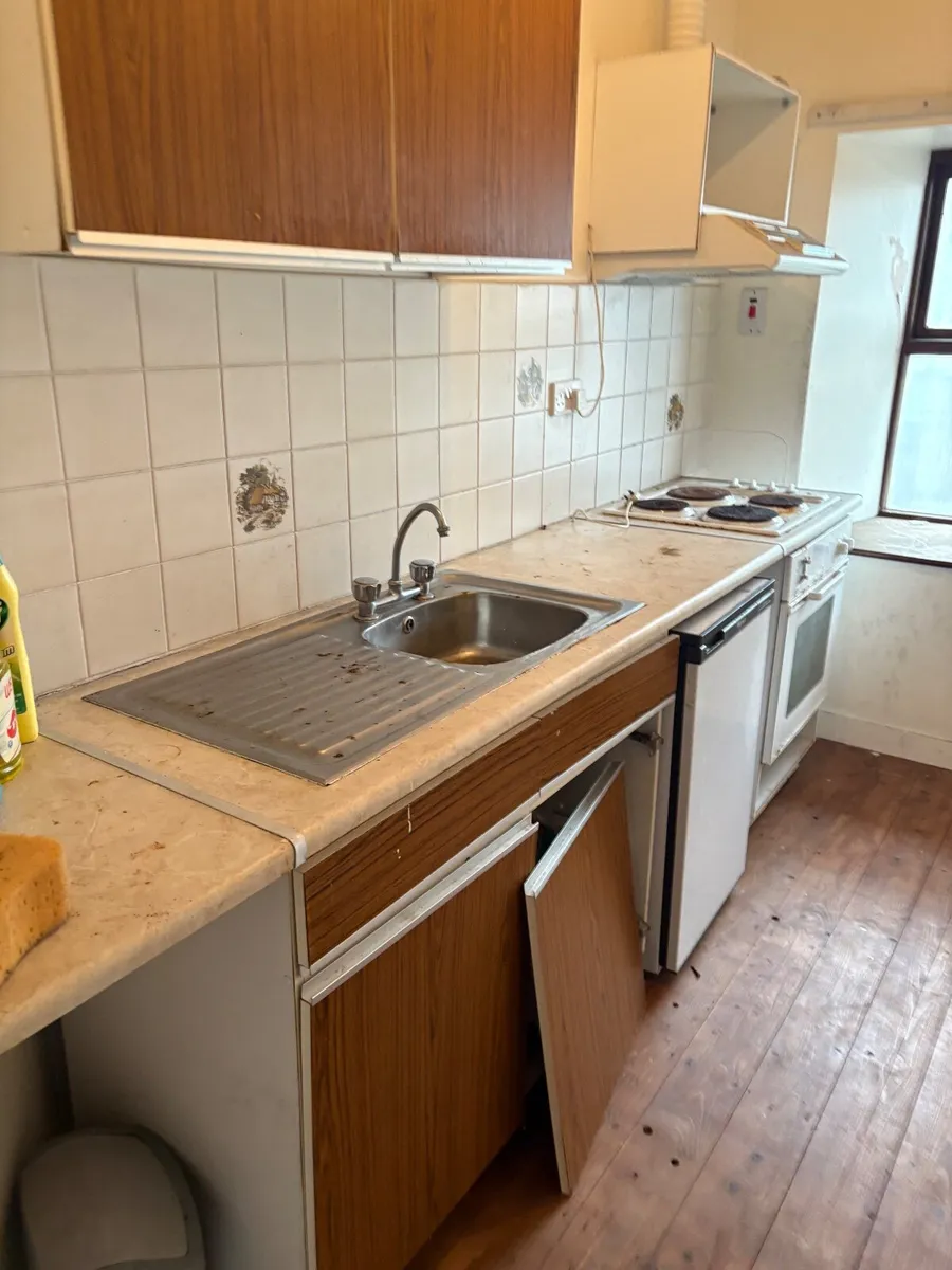 Cooker Oven and Hob - Image 2