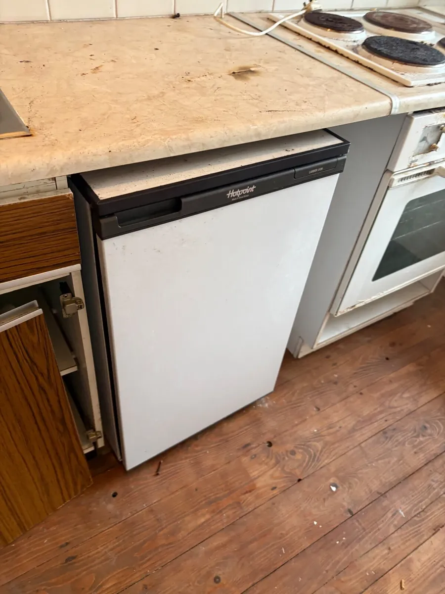 Cooker Oven and Hob - Image 3
