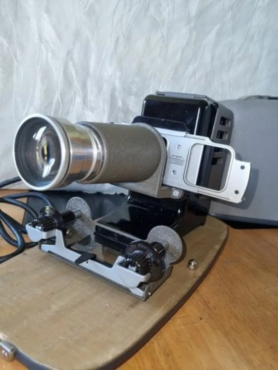 Vintage German Leitz projector - Leica - Image 3