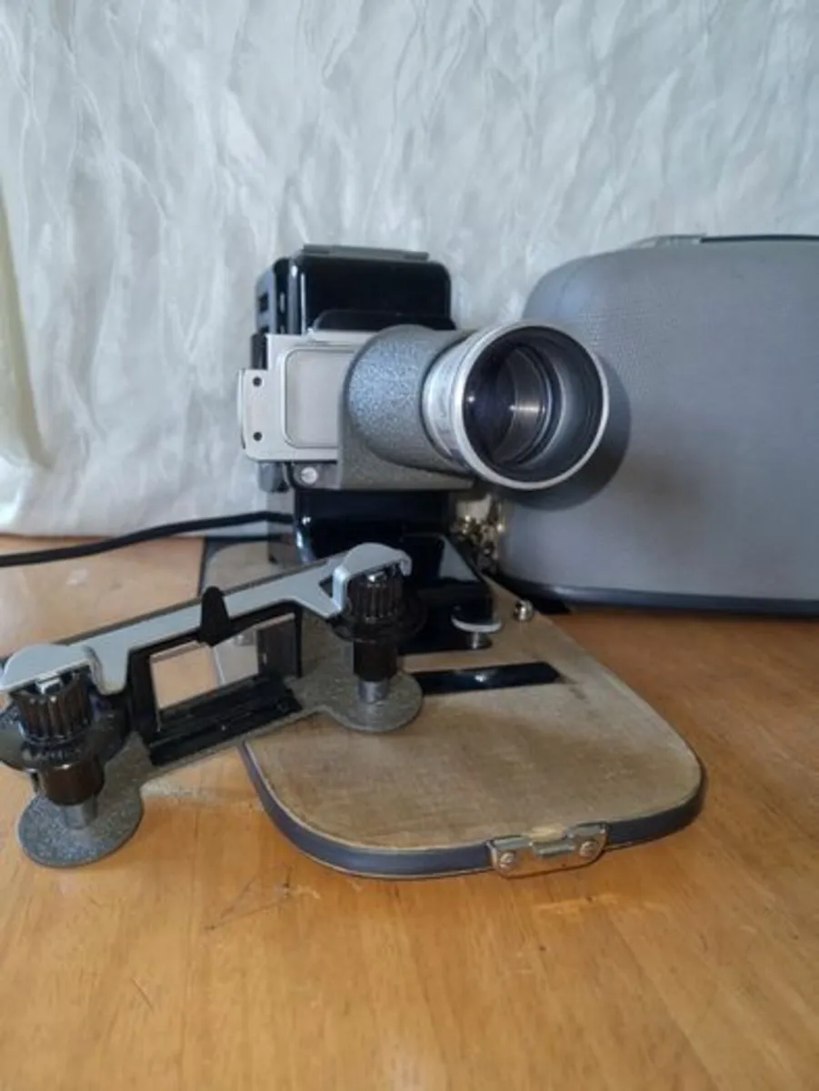 Vintage German Leitz projector - Leica - Image 4