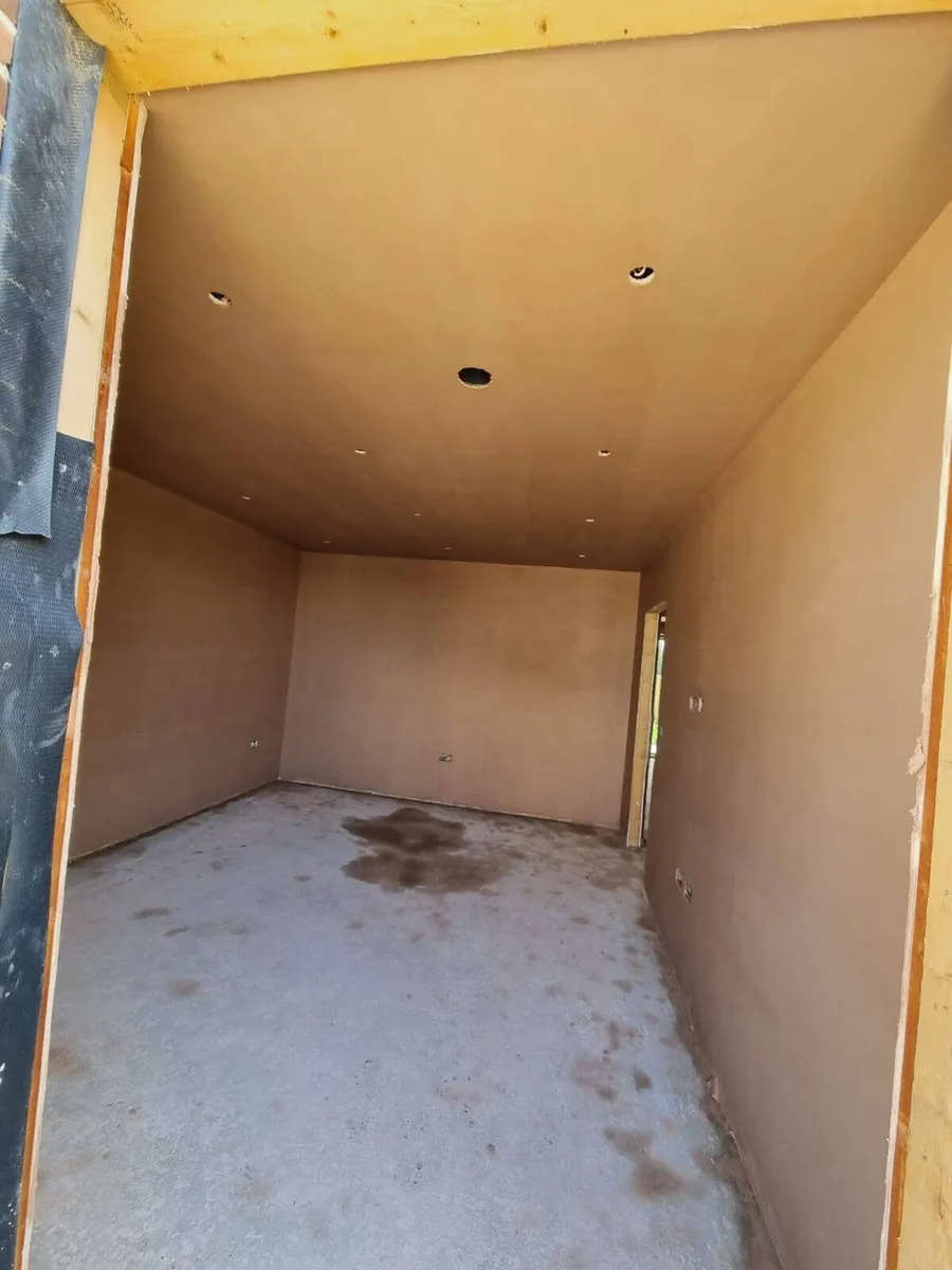 Plasterer available - Image 3