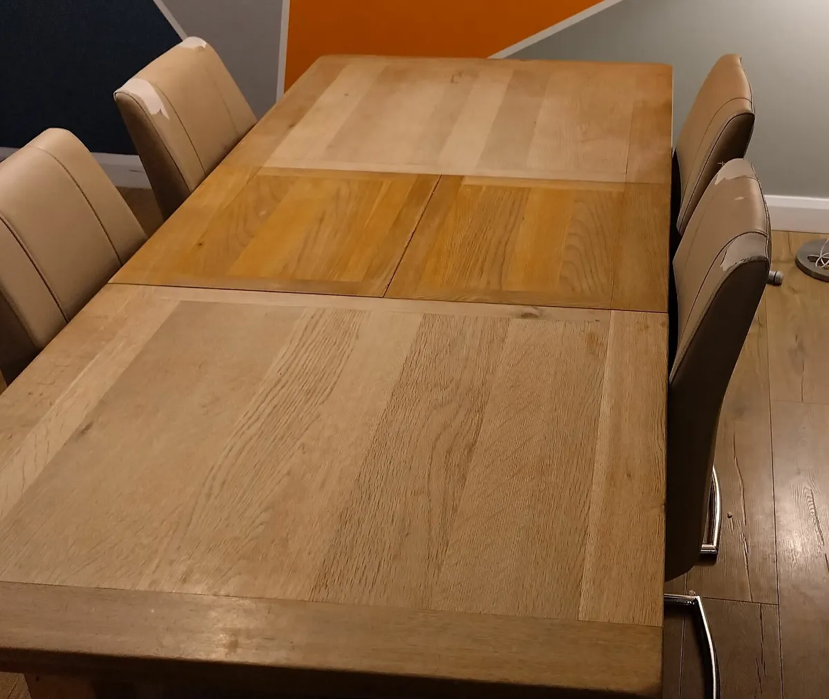 Kitchen table - Image 1