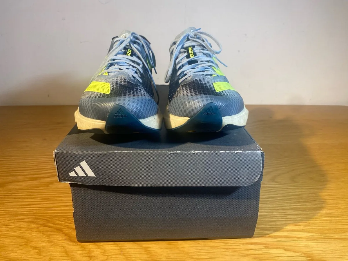 Adidas adizero Takumi Sen 9 running shoes, size 7 - Image 2