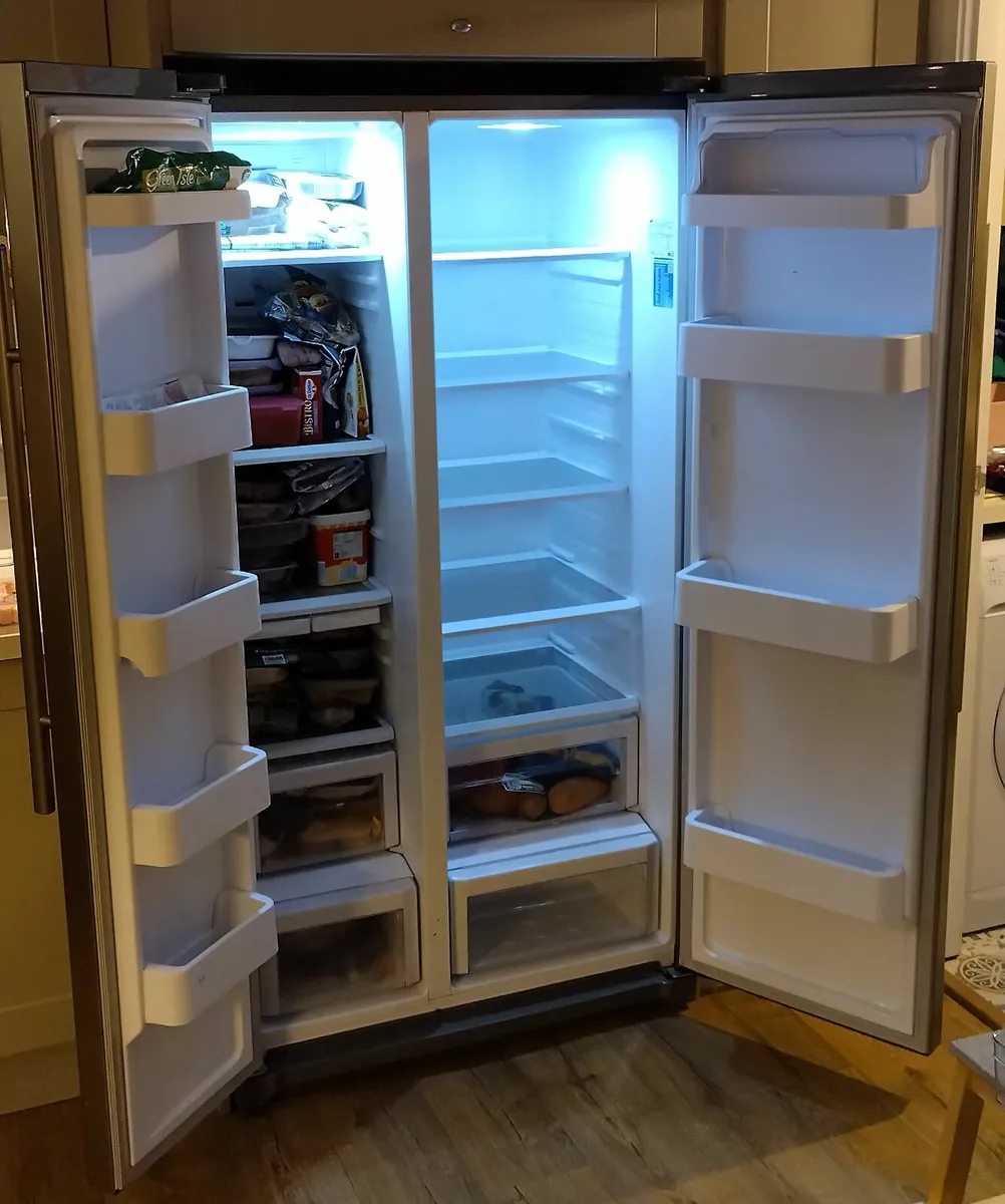 Fridge freezer - Image 4