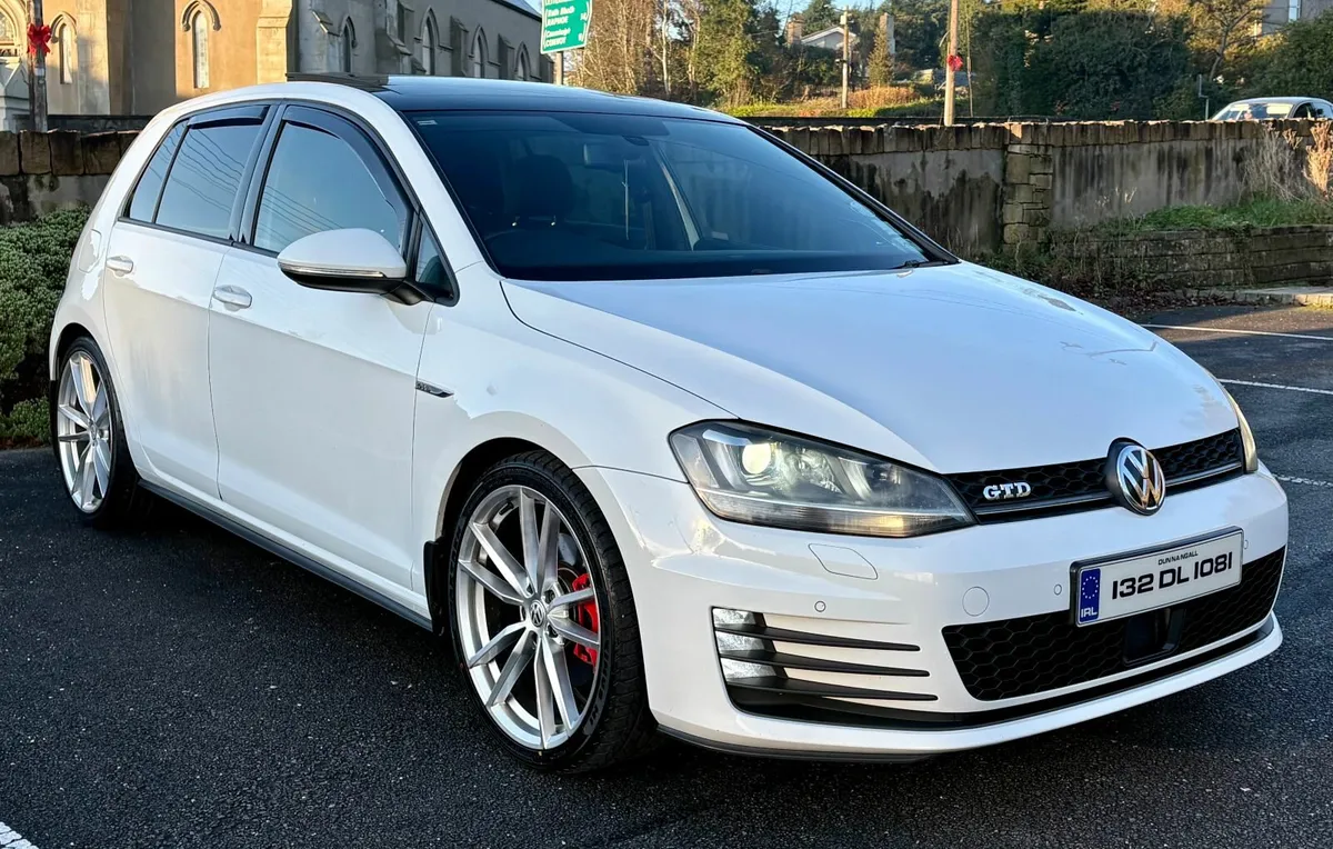 Volkswagen Golf GTD Panroof - Image 1