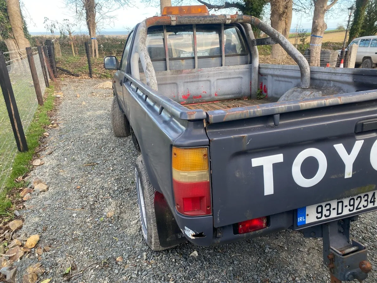 Toyota hilux mk3 - Image 3