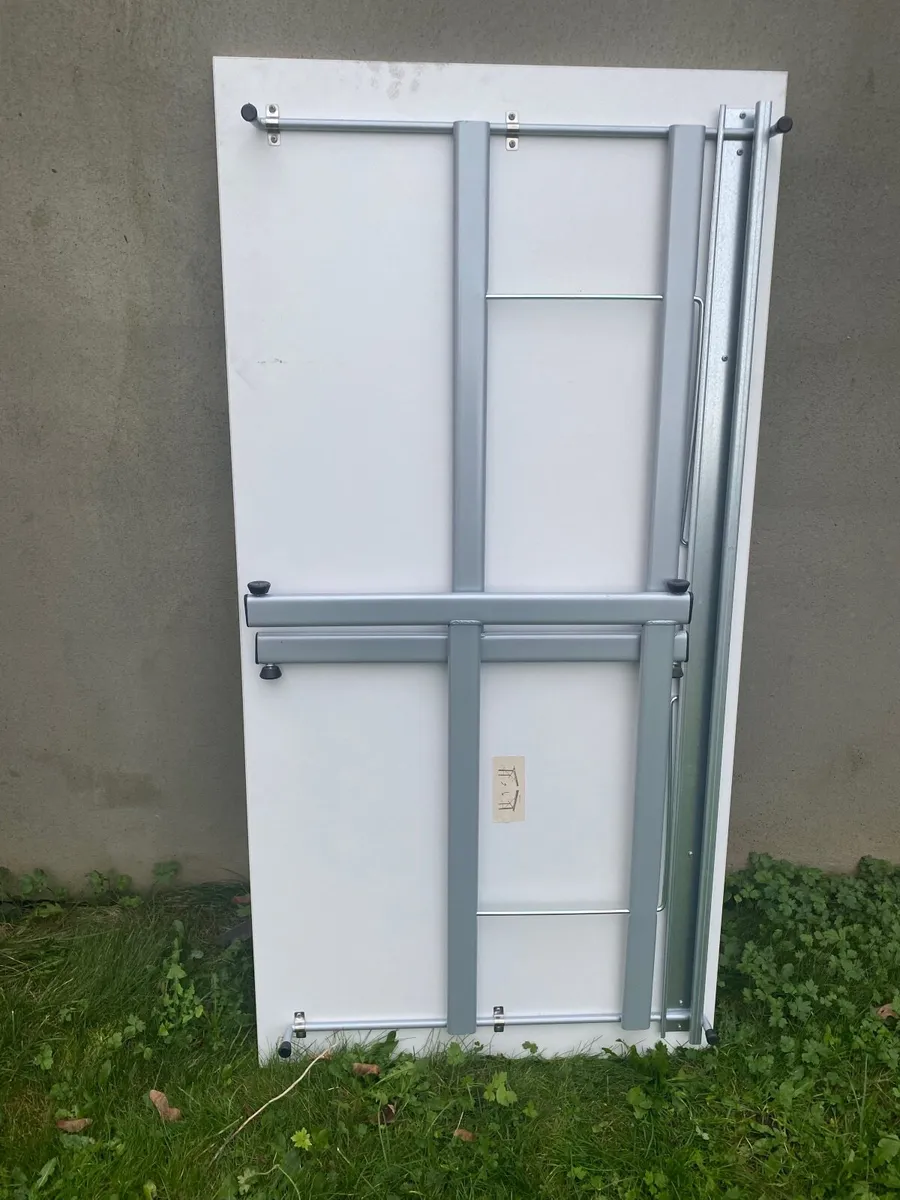 Foldable Desks - Image 1