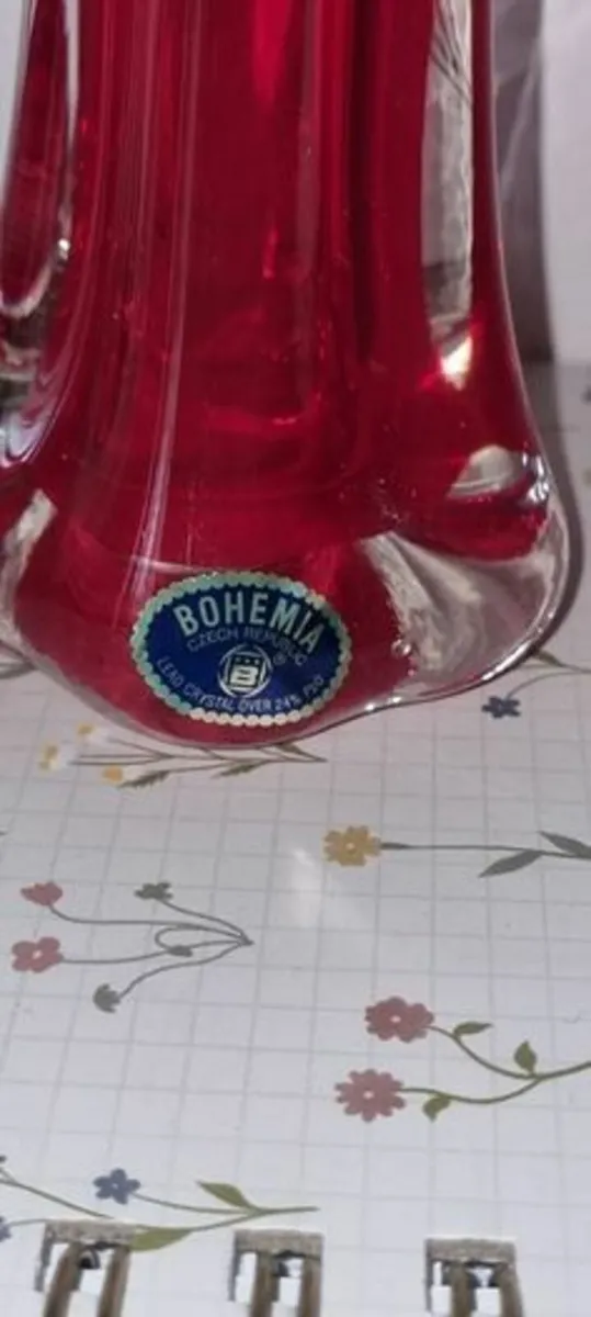 Vase Czech glass art Bohemia - Image 2
