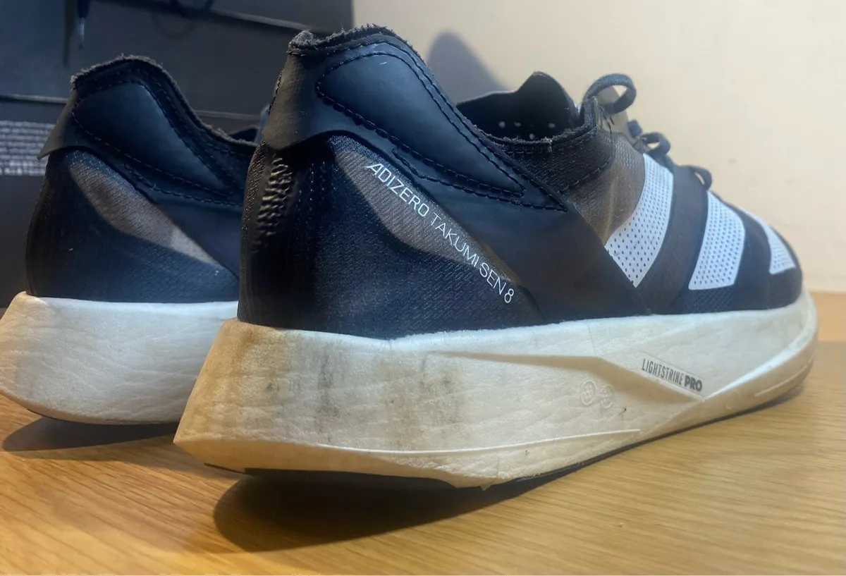 Adidas adizero takumi Sen 8, size 8 - Image 2