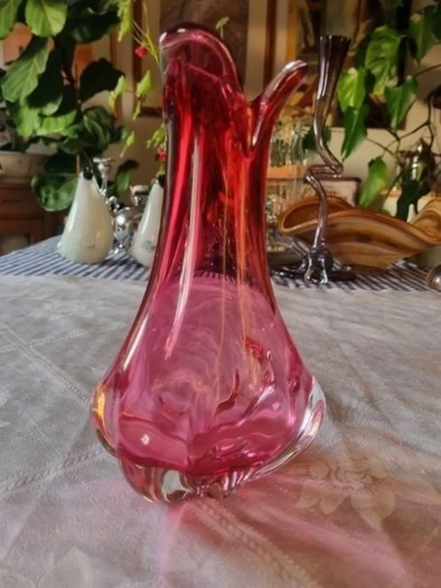 Murano Glass Ruby Vase - Image 3