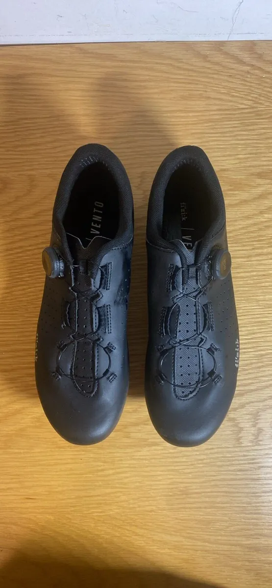 Fizik vento omna road cycling shoes, size uk 8 - Image 2