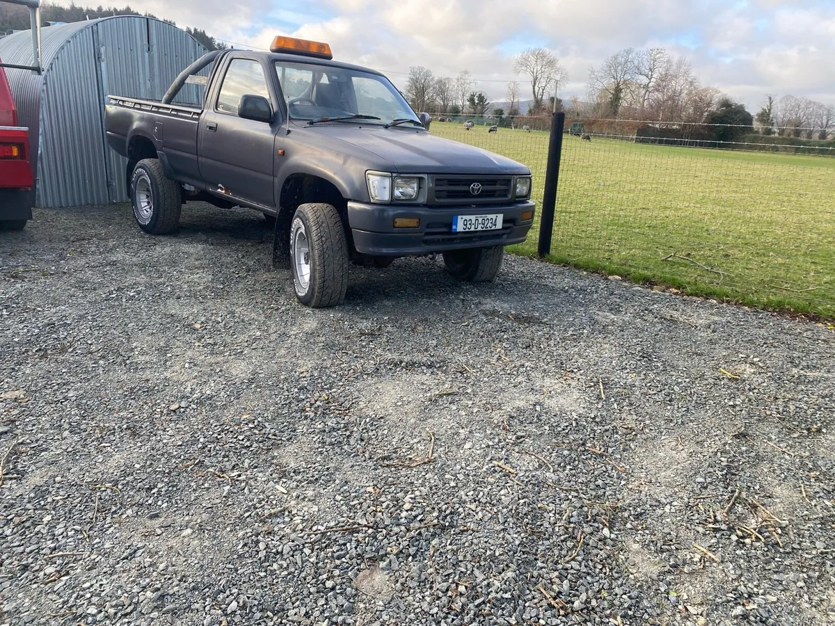 Toyota hilux mk3 - Image 1