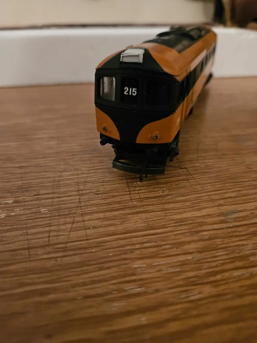 Hornby Lima OO Gauge Irish Rail CIE Engine - Image 3