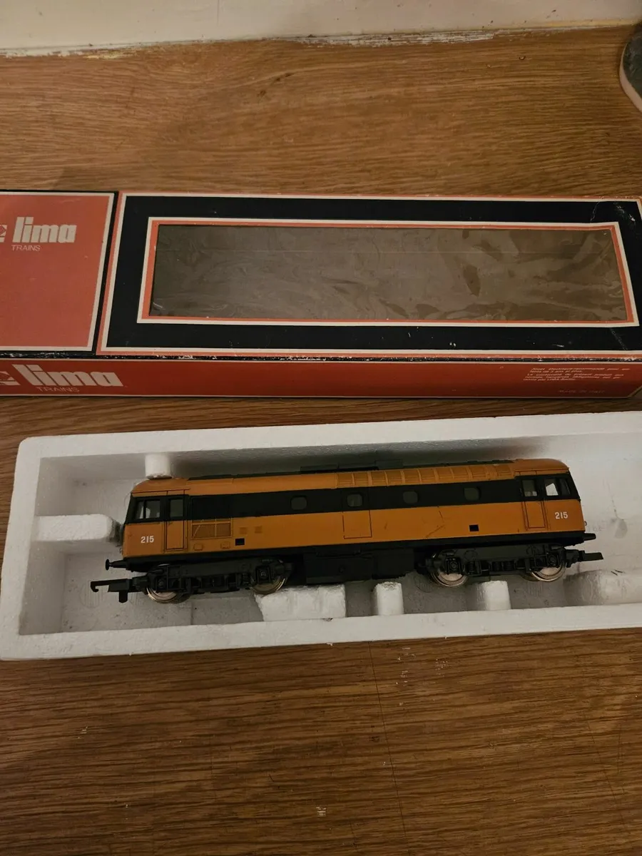 Hornby Lima OO Gauge Irish Rail CIE Engine - Image 4