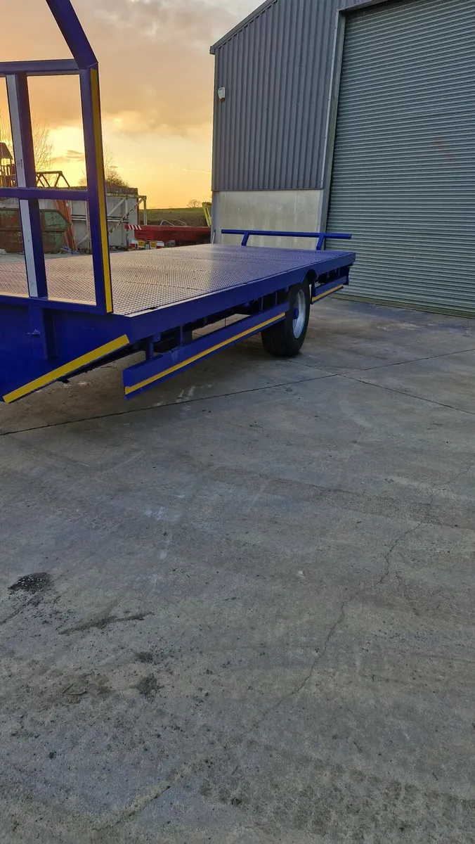 Bale trailer - Image 2