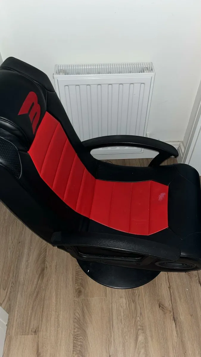 Gaming chair - Image 2