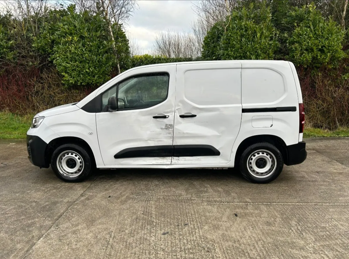 2024 FIAT DOBLO, DRIVE HOME - Image 2