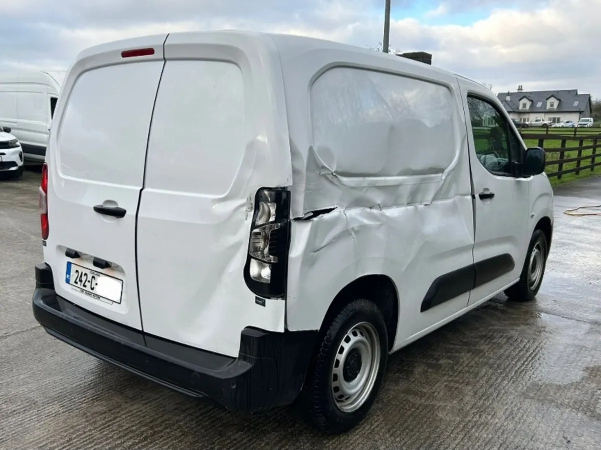 2024 FIAT DOBLO, DRIVE HOME - Image 4