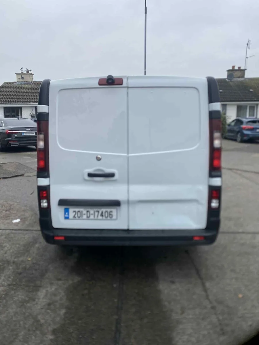 Renault traffic - Image 2