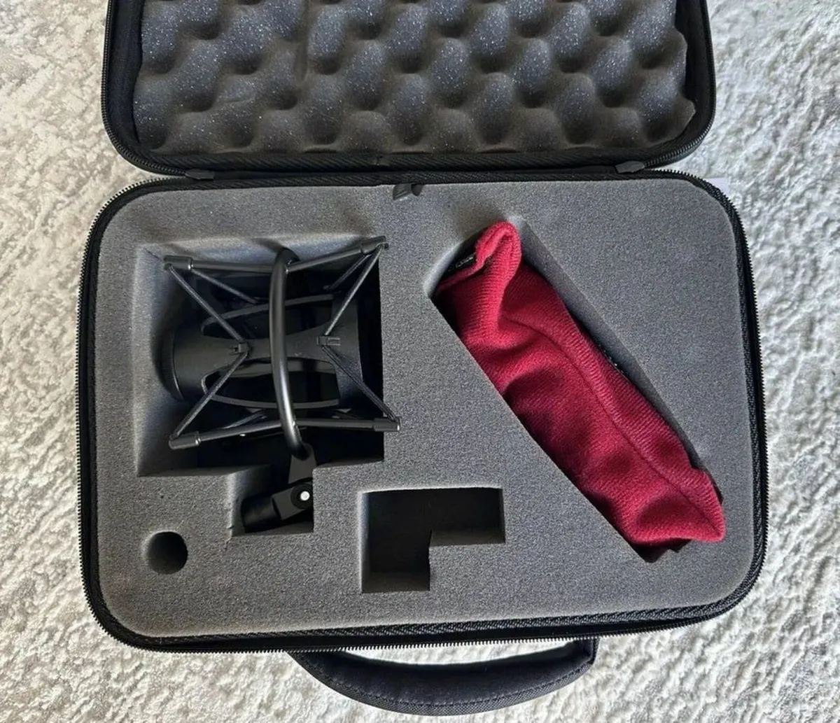 Shure KSM32 studio microphone - Image 2