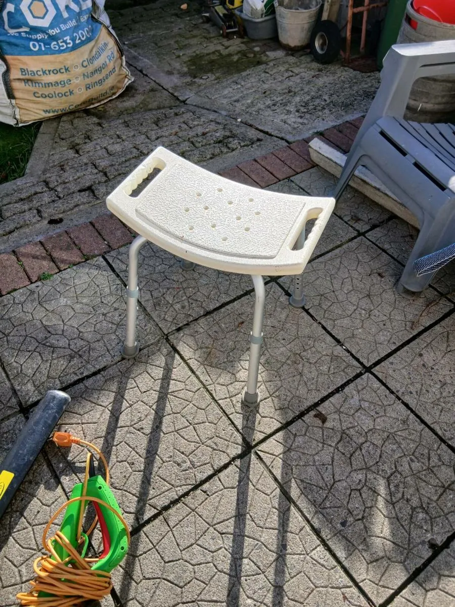 Disability shower seat - Image 1
