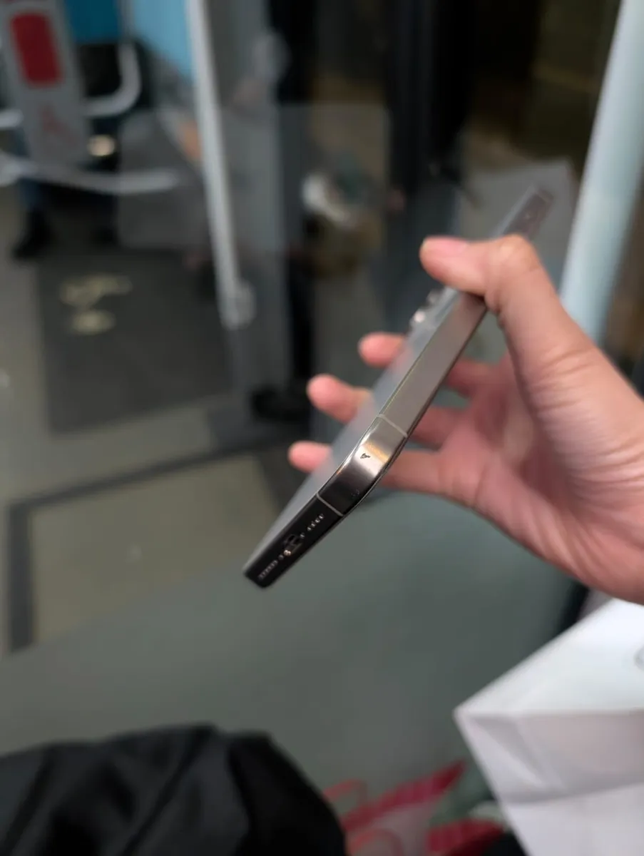 Iphone 15 Pro Max - Image 2