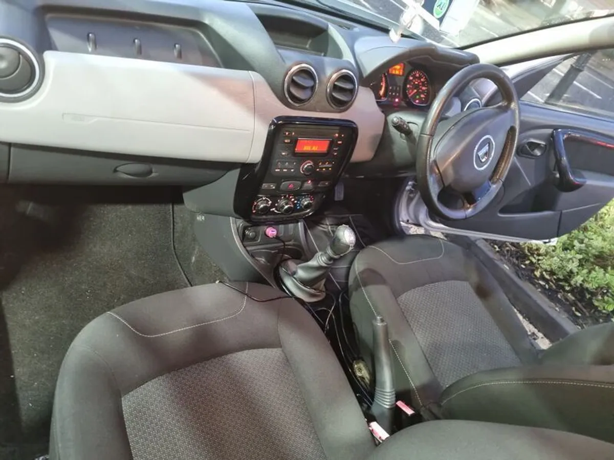 2013 Dacia Duster Low Miles - Image 4