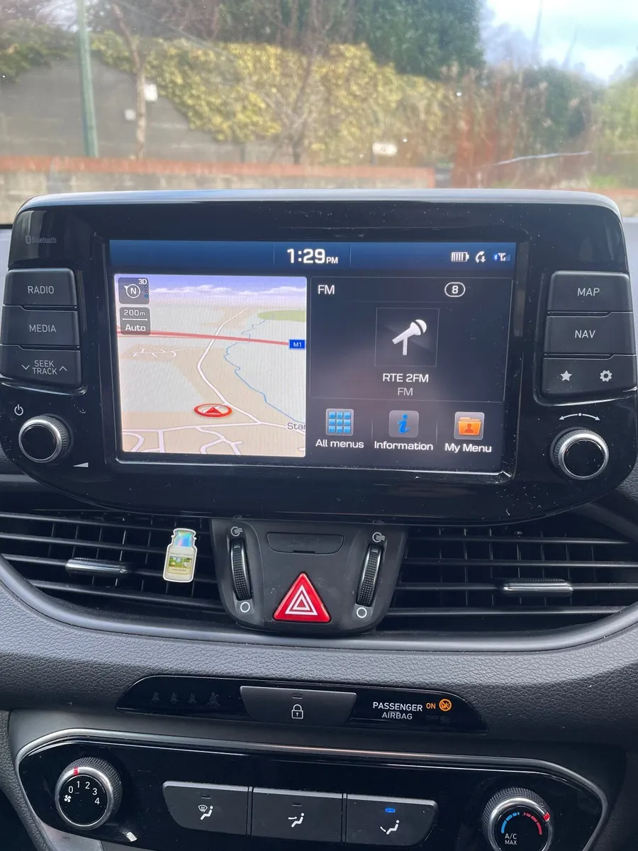 Hyundai i30 fastback - Image 3