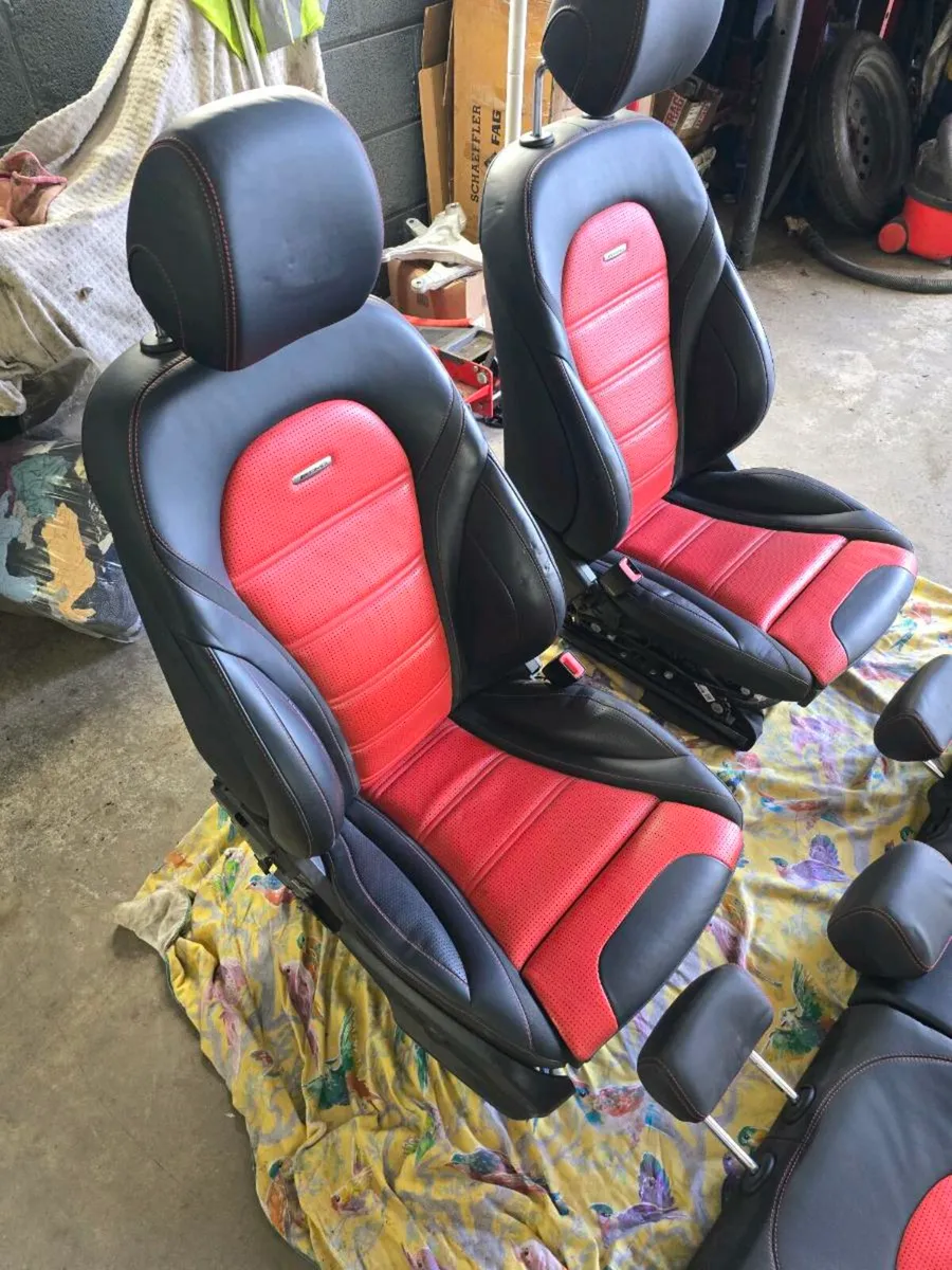 Mercedes-Benz C63 2016 Seat - Image 4