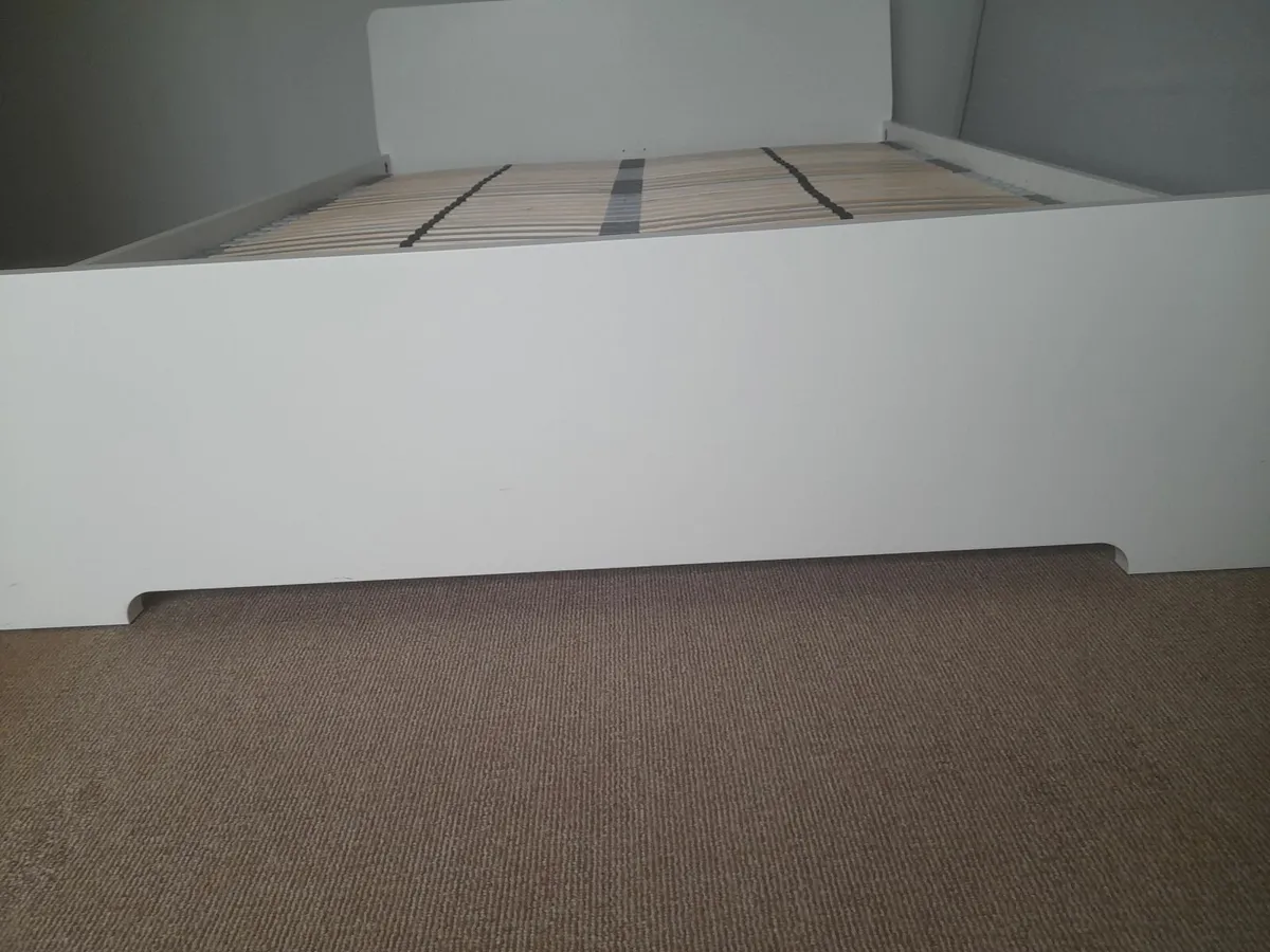 Ikea bed frame 150cm x 200cm - Image 2