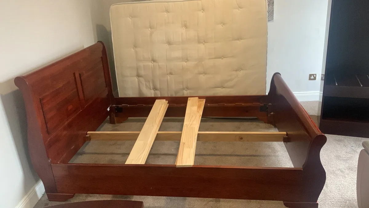 5ft Sleigh bed - Image 3