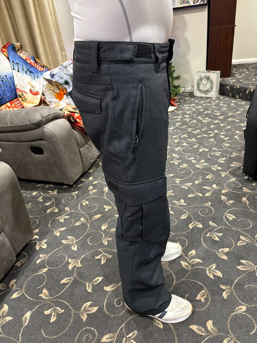 Quicksilver Ski Snowboard Pants - Image 2