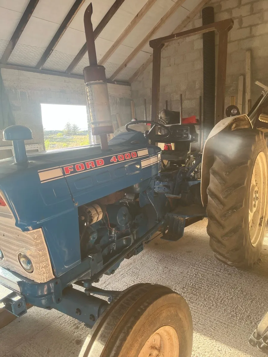 Ford 4000 - Image 1
