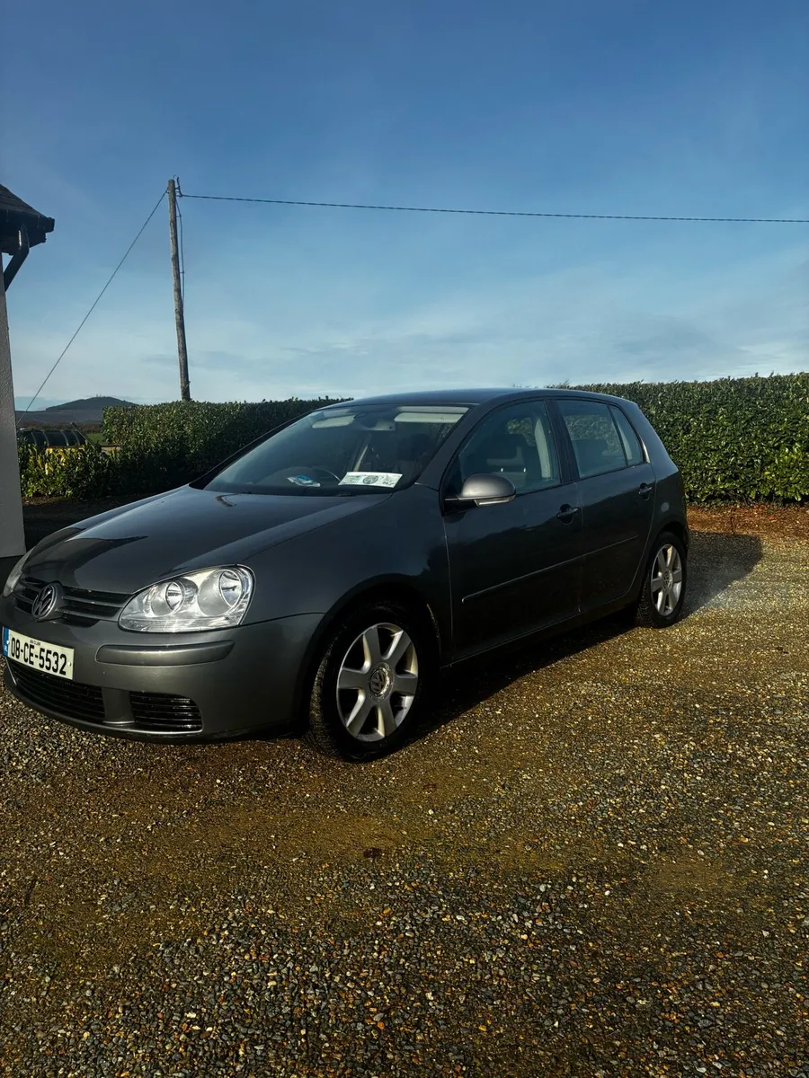 Vw golf !!Very low kms!!! - Image 1