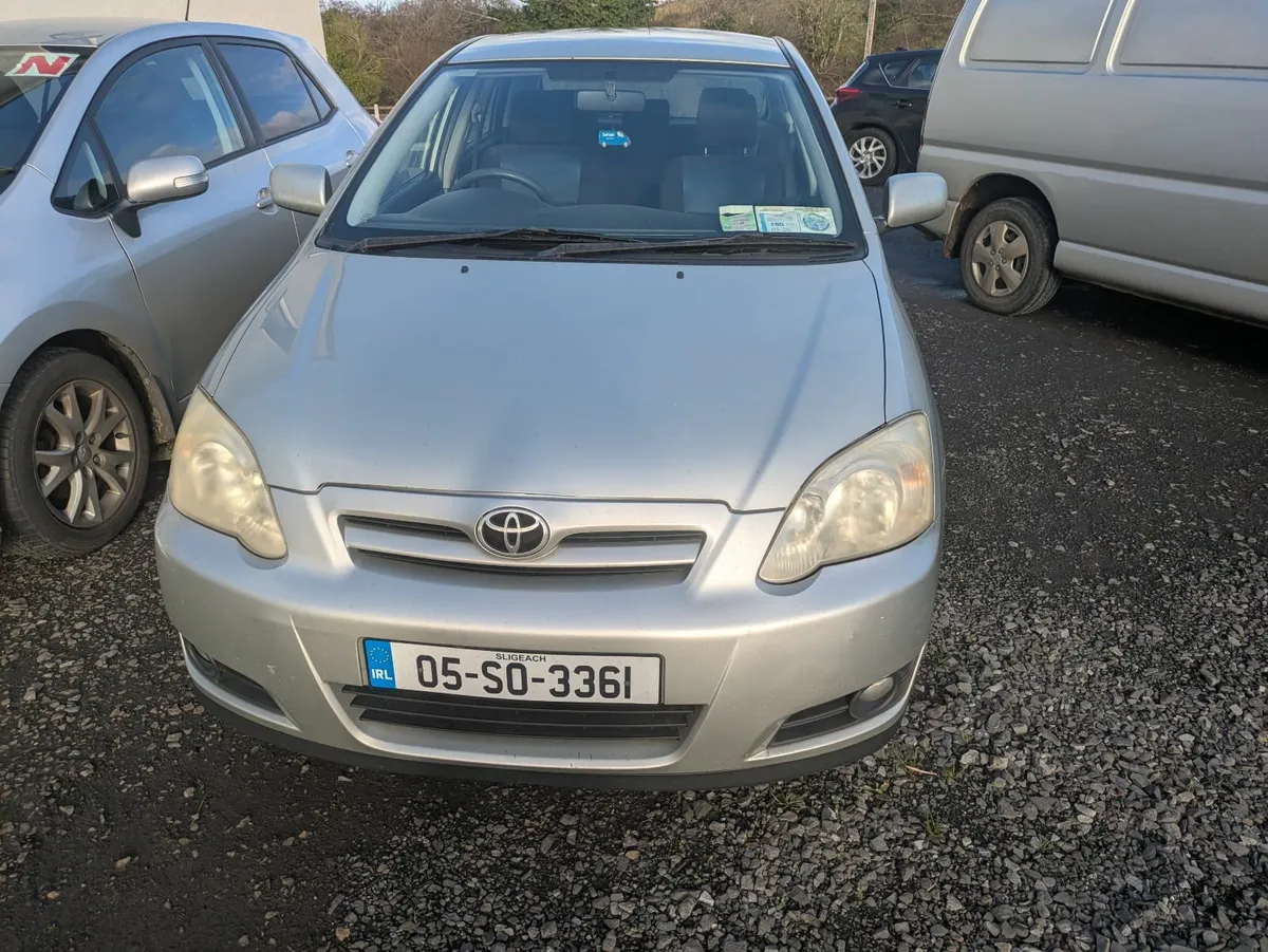 Toyota Corolla 2005 - Image 1