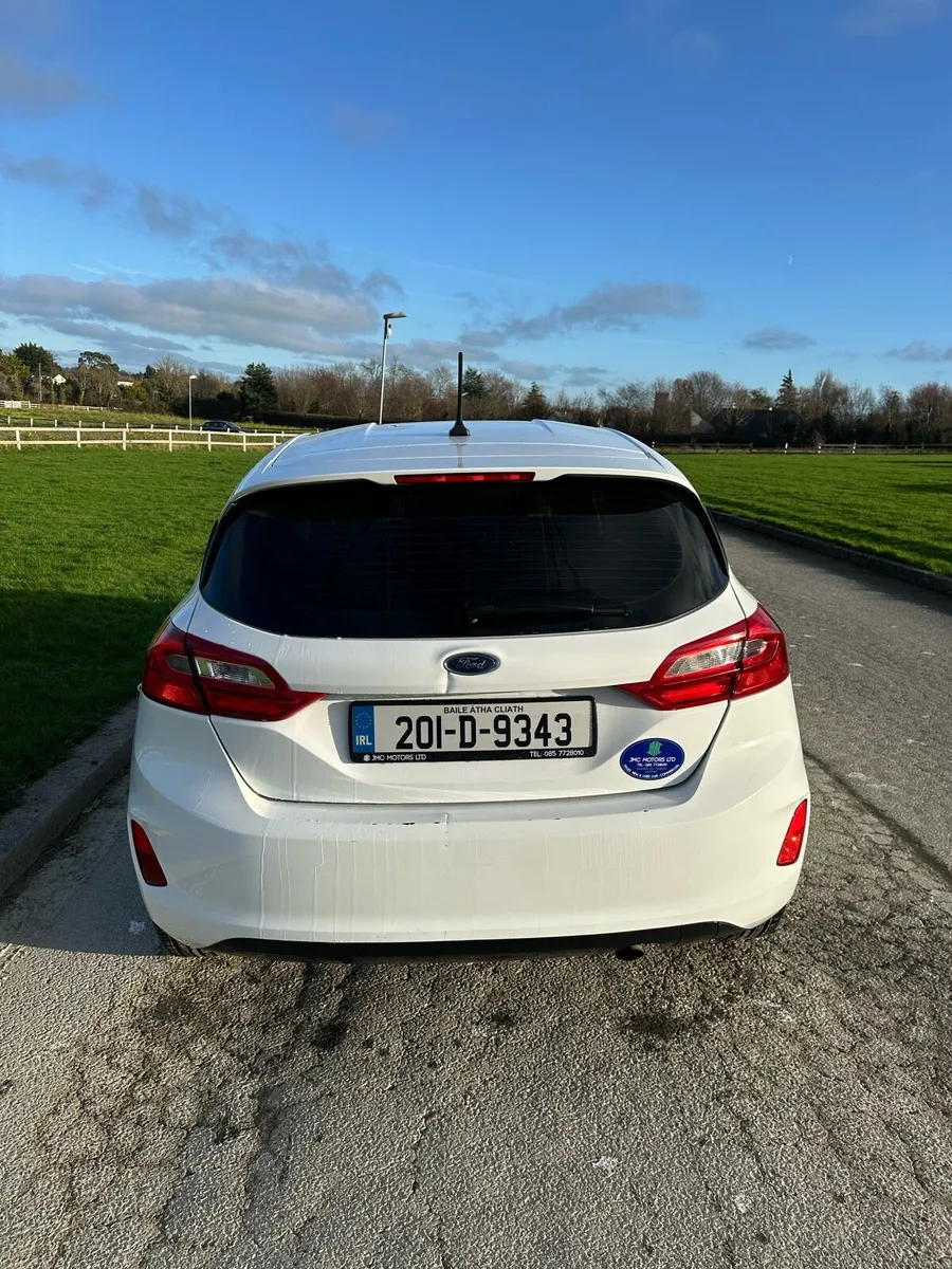 Ford Fiesta Van 2020 DOE 01/27 - Image 4