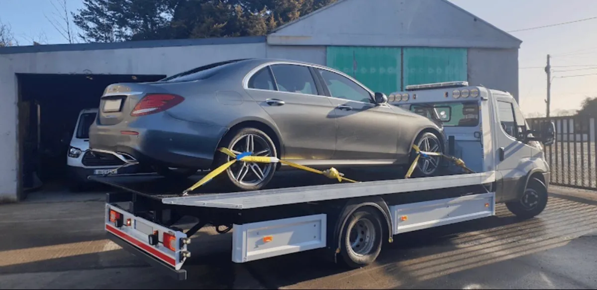 3.5 T Recovery truck Must be Tom small Body - Image 4