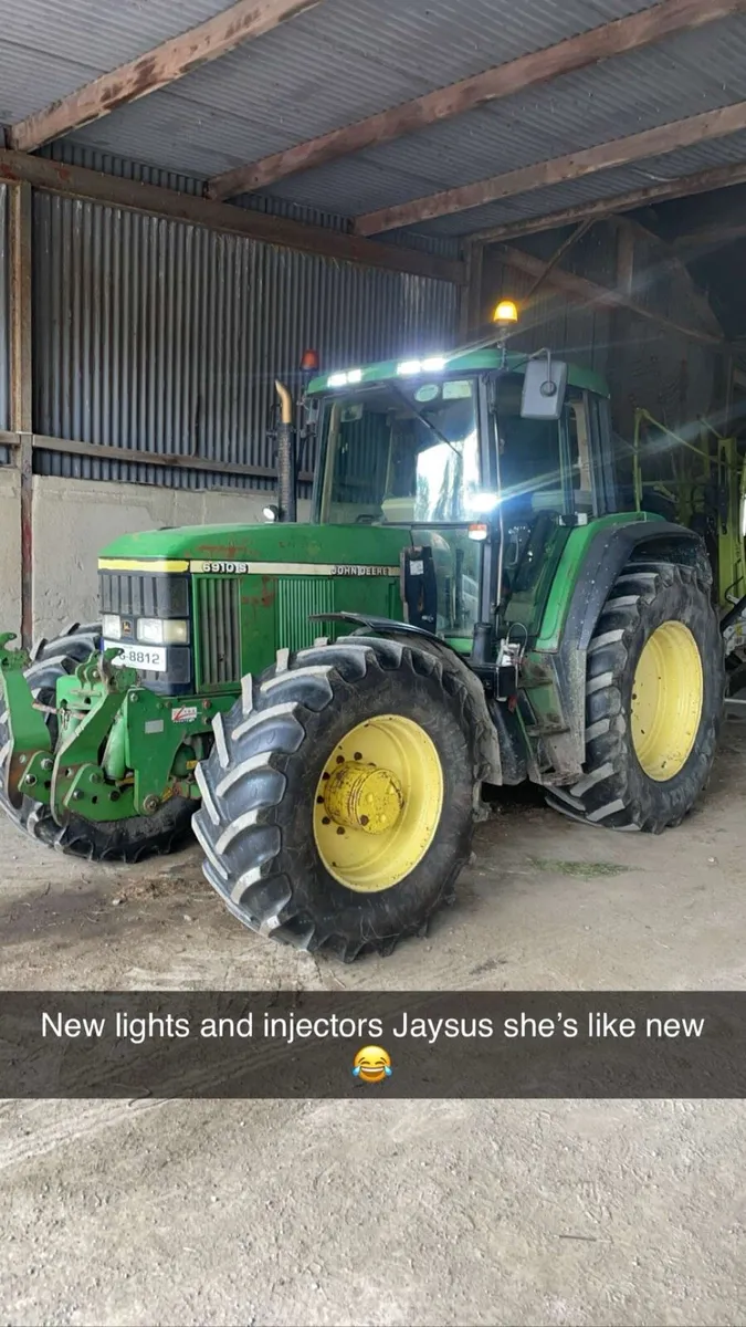 John Deere 6910S - Image 3