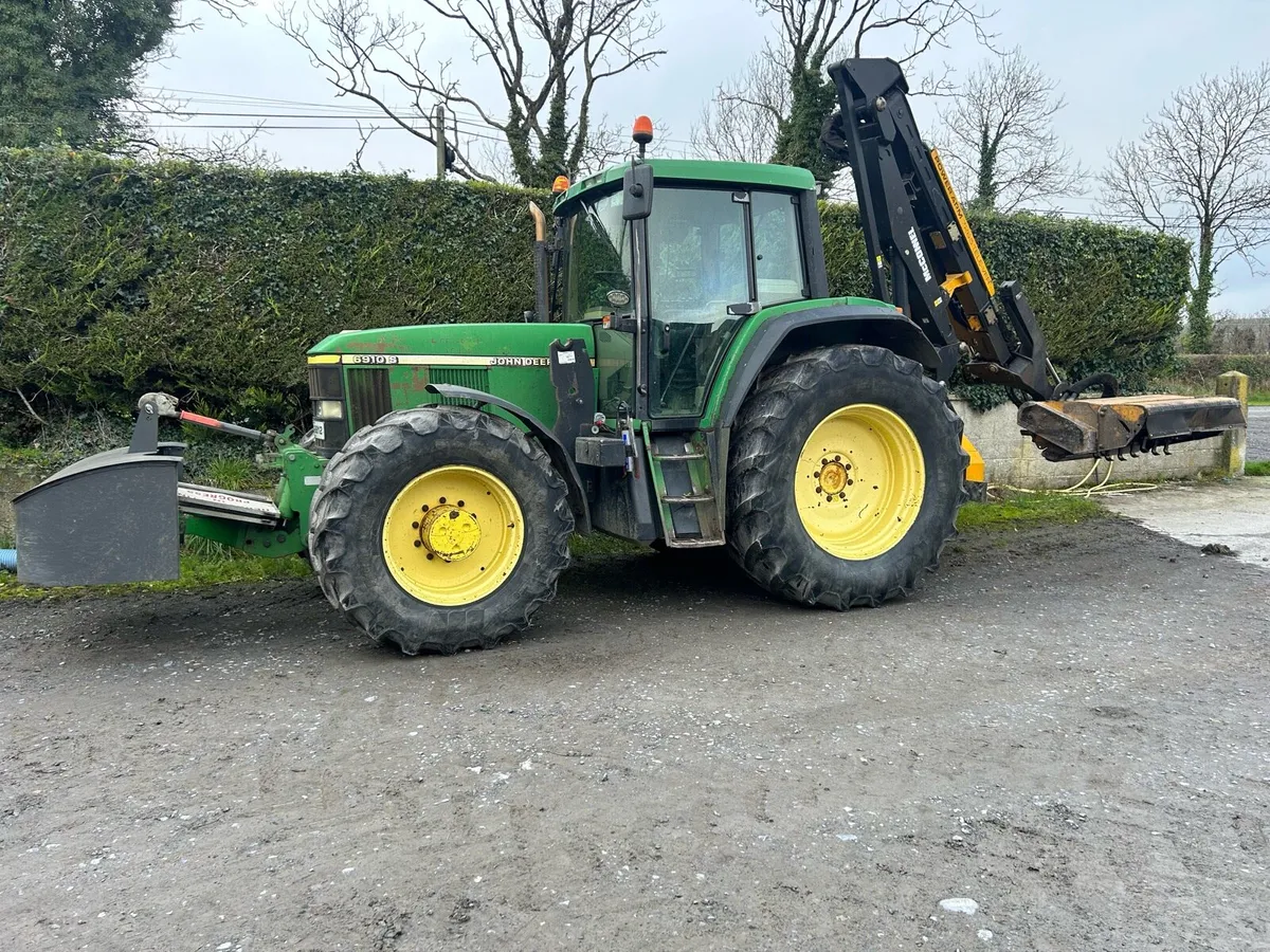 John Deere 6910S - Image 4