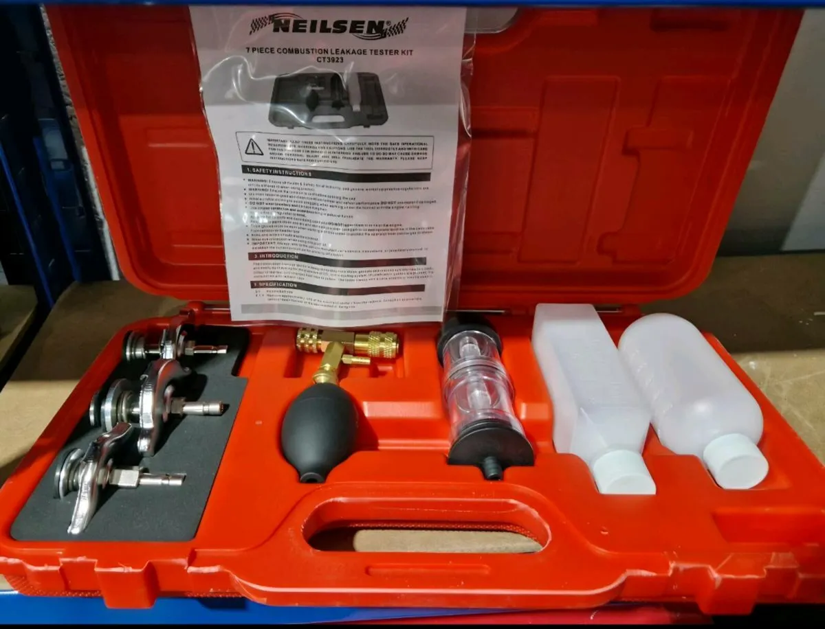 Combustion leakage tester