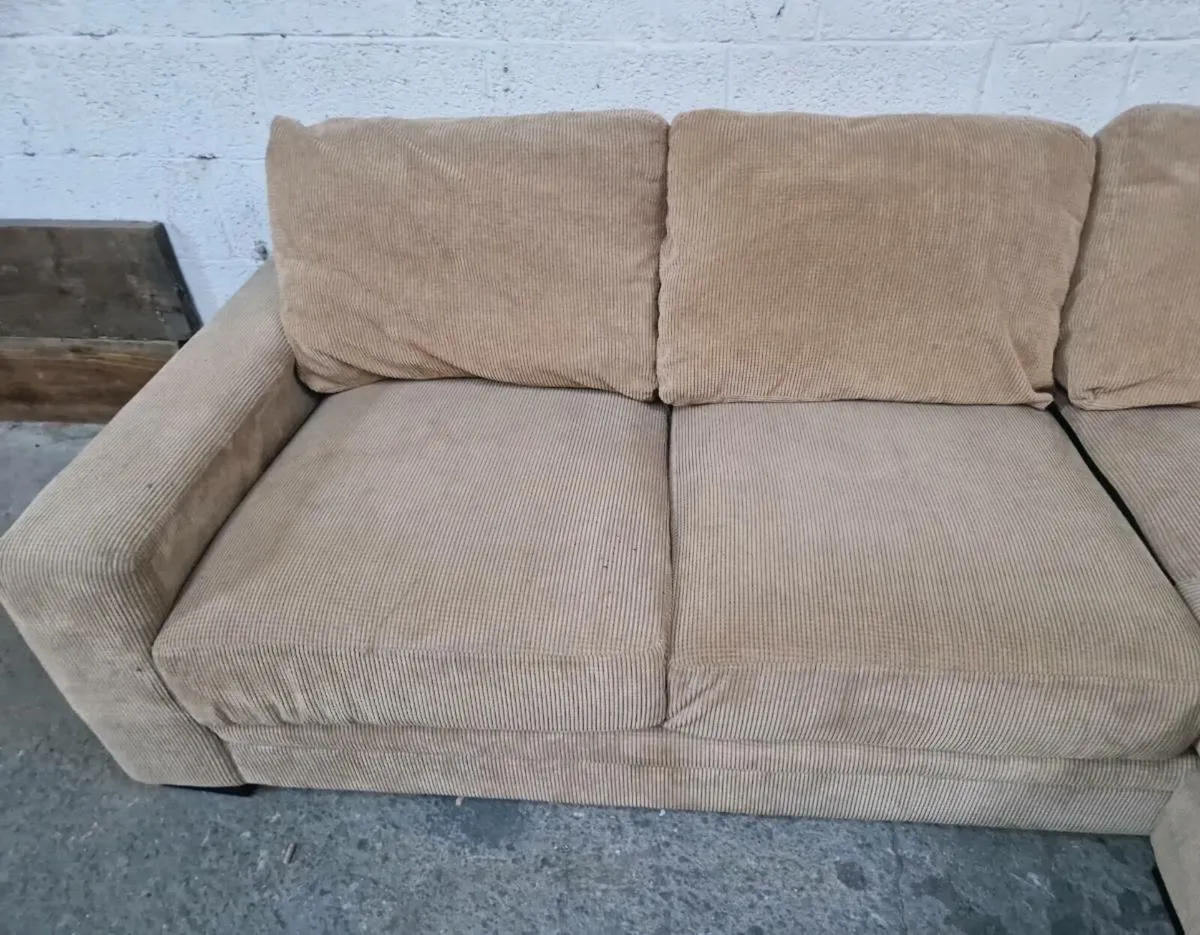 Corner sofa MUST GO ASAP - Image 4