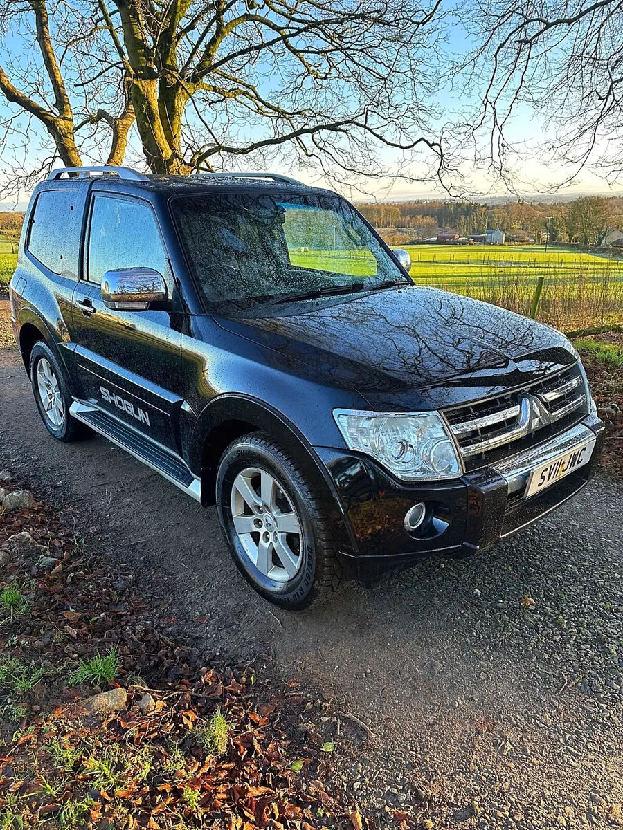 Mitsubishi Pajero 2011 - Image 1