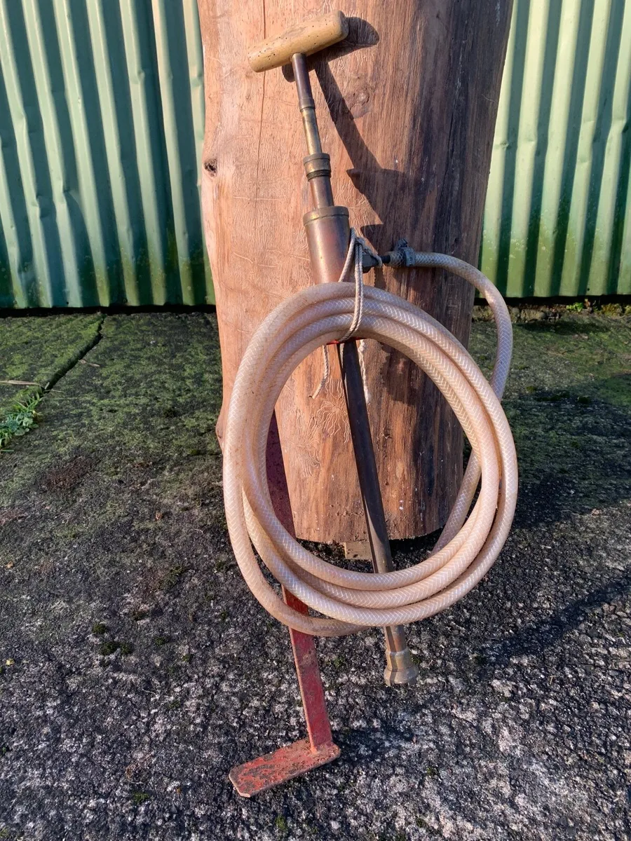 Vintage Stirrup pump - Image 2