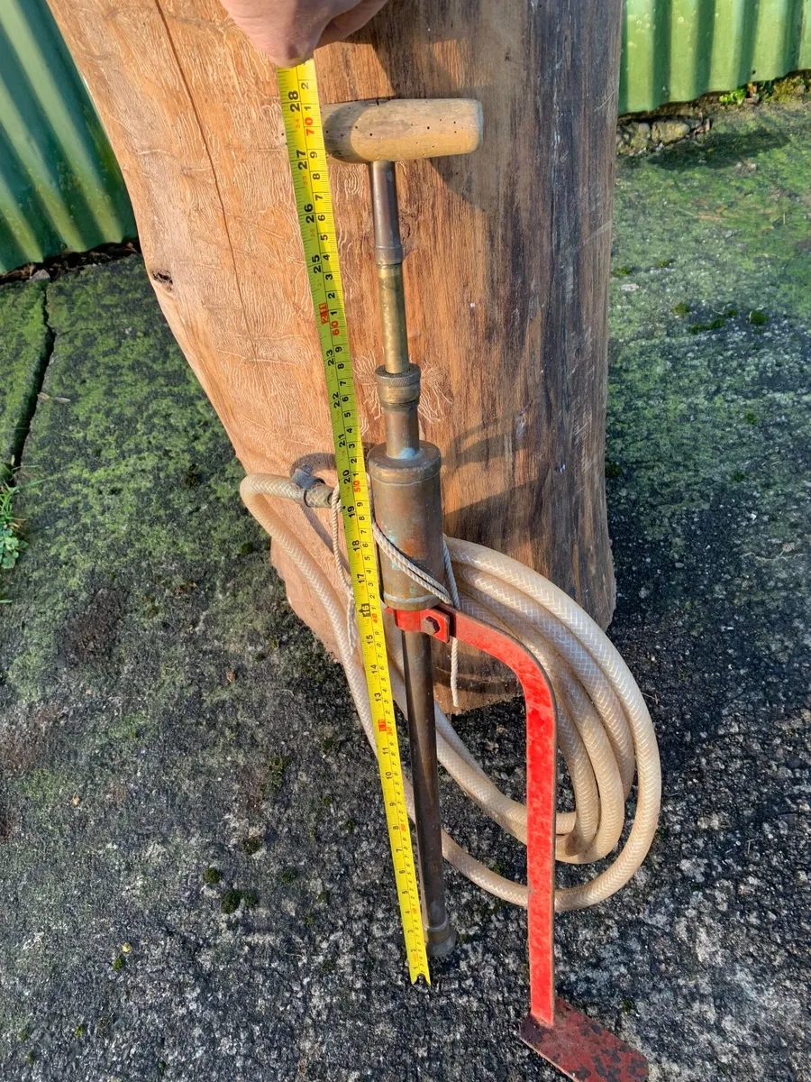 Vintage Stirrup pump - Image 3