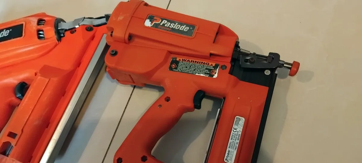 Paslode im350 + im250 Nail Guns"Fully Serviced" - Image 3