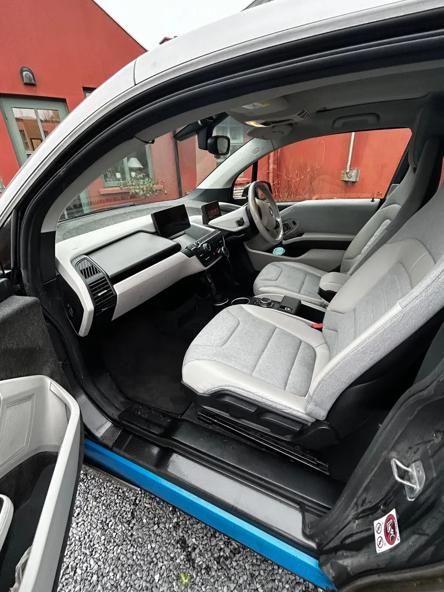 BMW i3 2016 - Image 2