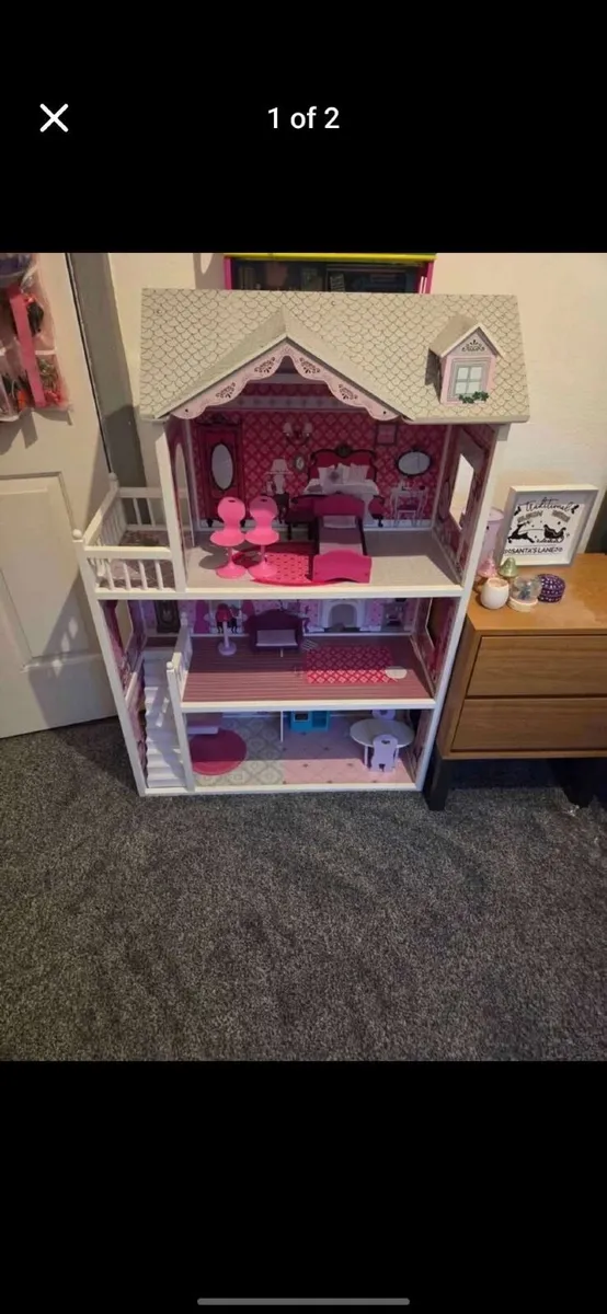 Doll house