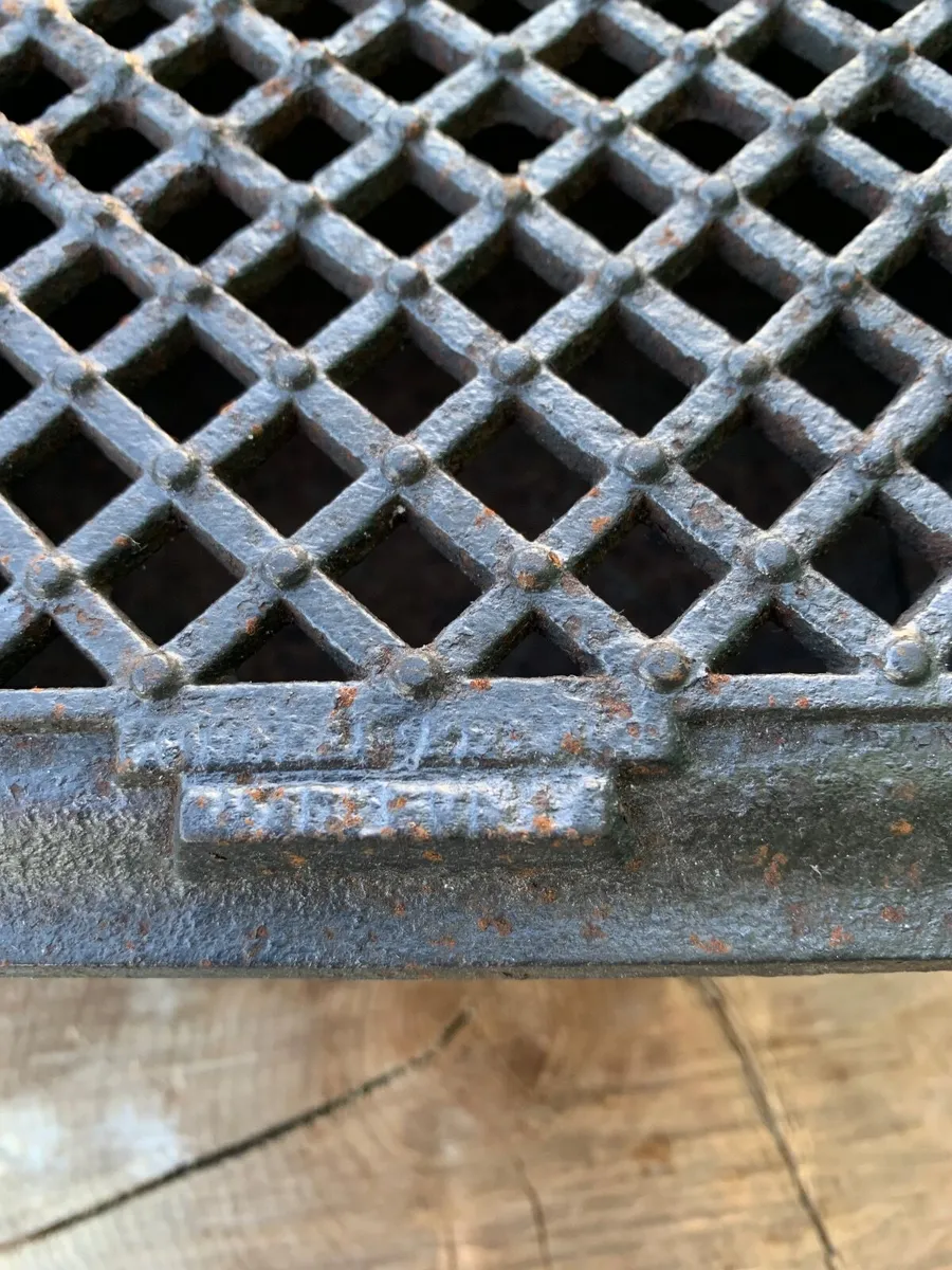 Vintage Cast Iron Fire Basket - Image 2