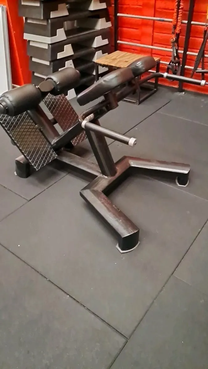 Gym equipment - Hyper Extension Machine - Image 1